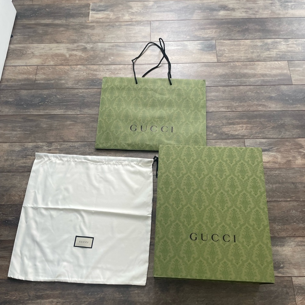 Gucci  Shopping Bag
